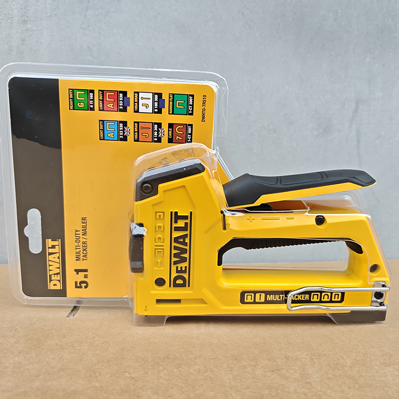 DeWALT DWHT0-TR510 5-in-1 手動ステ - Stapler Heavy Duty のレビューと価格